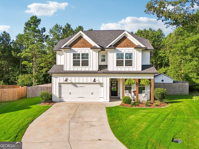 $439,900 | 32 Griffin Mill Drive Northwest | Griffin Mill