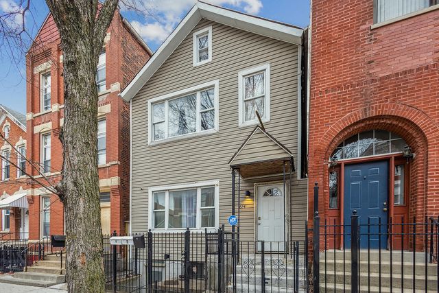 $1,950 | 1624 South Throop Street, Unit G | Pilsen