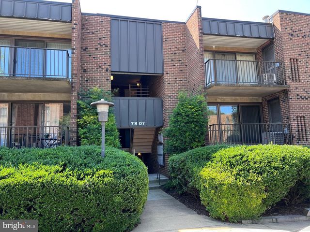 $275,000 | 7807 Dassett Court, Unit 304 | Heritage Court