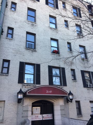 $2,200 | 21-47 33rd Street, Unit 5D | Astoria