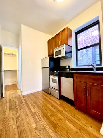 $2,995 | 230 East 80th Street, Unit 6A | Upper East Side