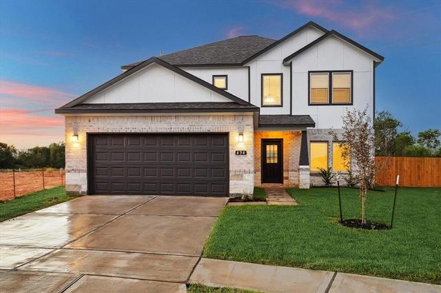 $399,900 | 412 Kendall Crest Drive | Alvin