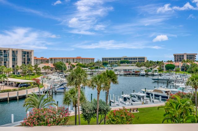 $749,000 | 2697 North Ocean Boulevard, Unit 407F | Northeast Boca Raton