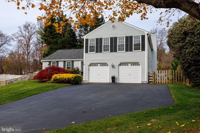 $740,000 | 8204 Lapping Brook Court | Scaggsville