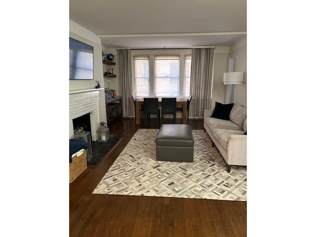 $5,200 | 59 West 12th Street, Unit 6F | Greenwich Village