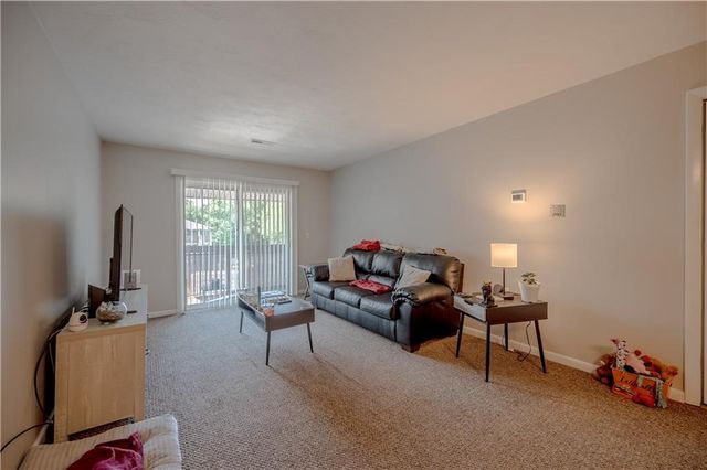 $234,900 | 133 Fordson Avenue, Unit 10 | Eden Park