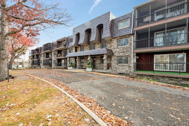 $140,000 | 260 Westview Drive, Unit 209 | Southview Park