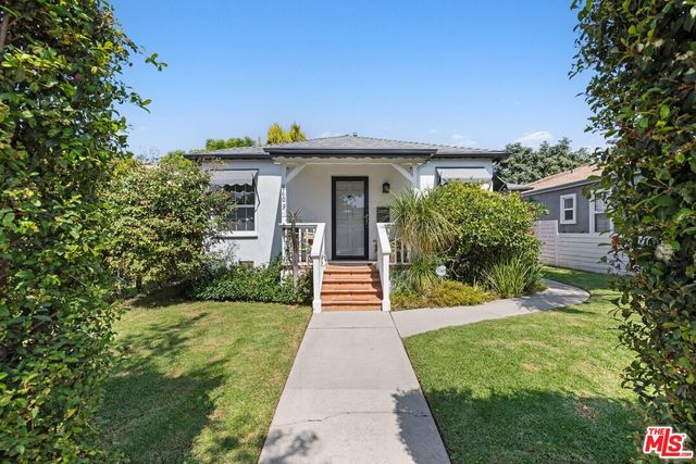 $1,675,000 | 8607 Airdrome Street | Beverlywood