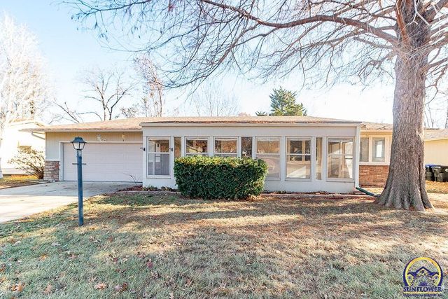 $210,000 | 3336 Southwest Eveningside Drive | Topeka