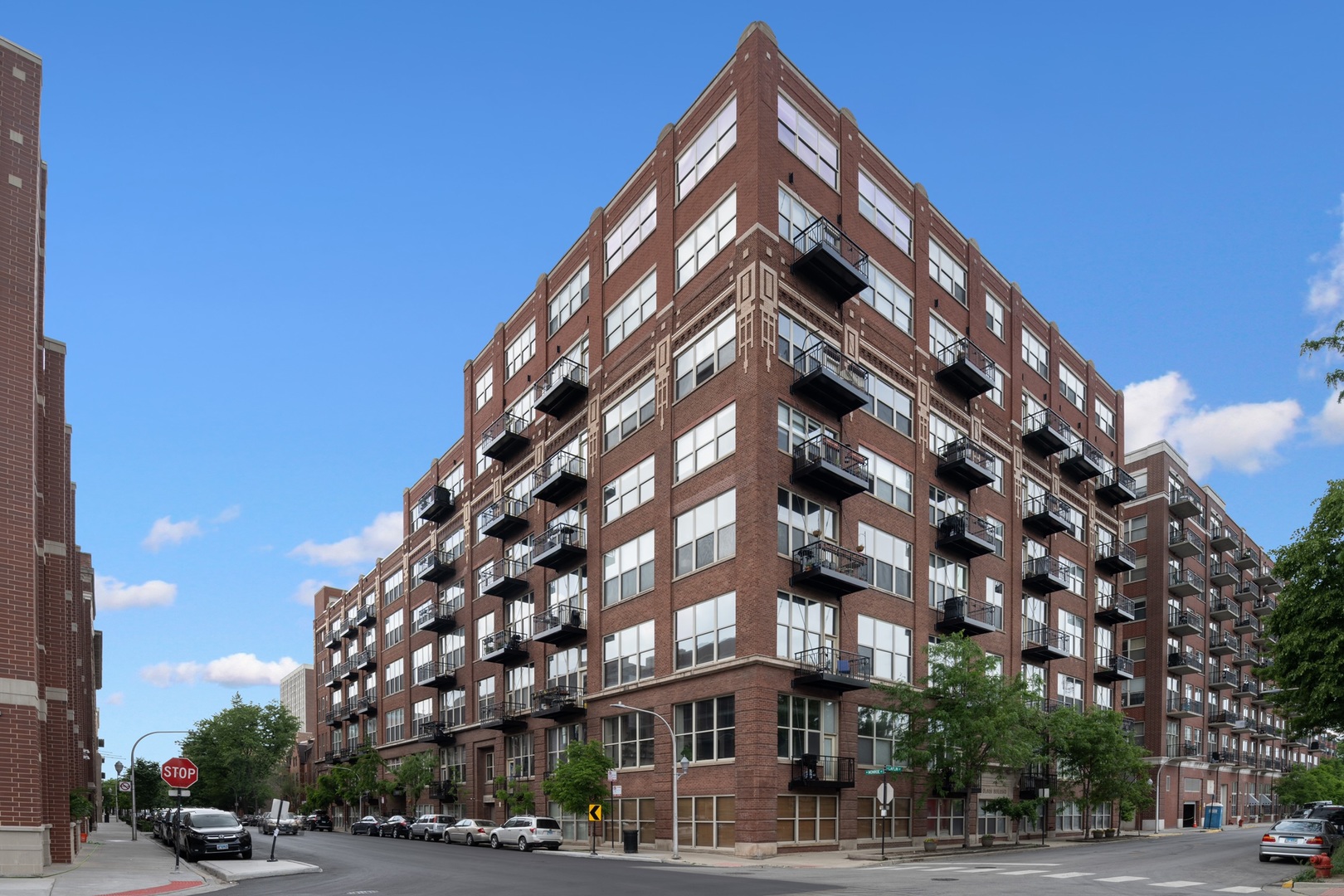 1500 West Monroe Street, Unit 105, Chicago, IL 60607 | Compass