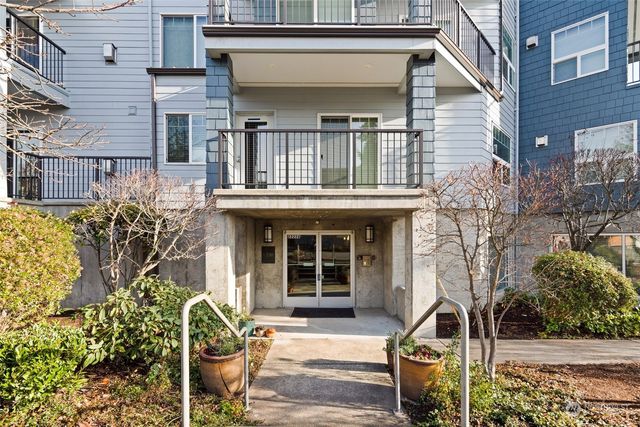 $425,000 | 22226 6th Avenue South, Unit 302 | Marina District