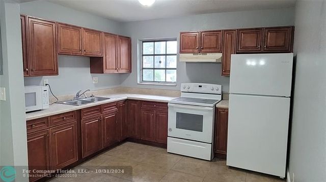 $2,200 | 4107 Riverside Drive, Unit C | Coral Springs