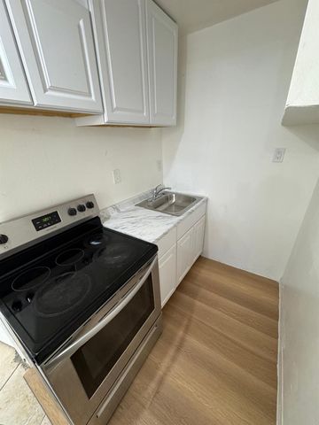 $2,502 | 1024 Elder Avenue | Soundview-Bruckner