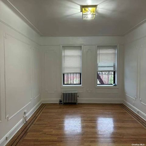 $2,500 | 43-42 45th Street, Unit 4L | Sunnyside