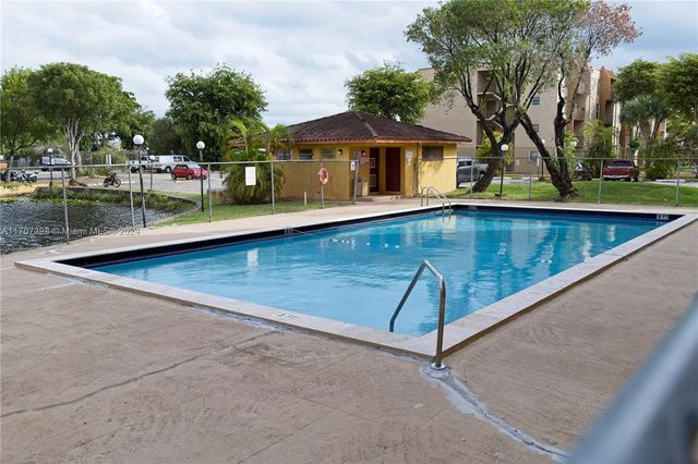 $2,300 | 4717 Northwest 7th Street, Unit 70410 | Flagami