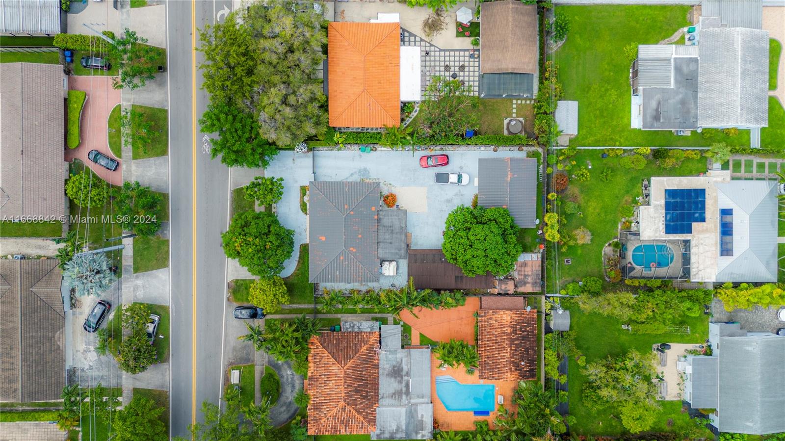 an aerial view of multiple house