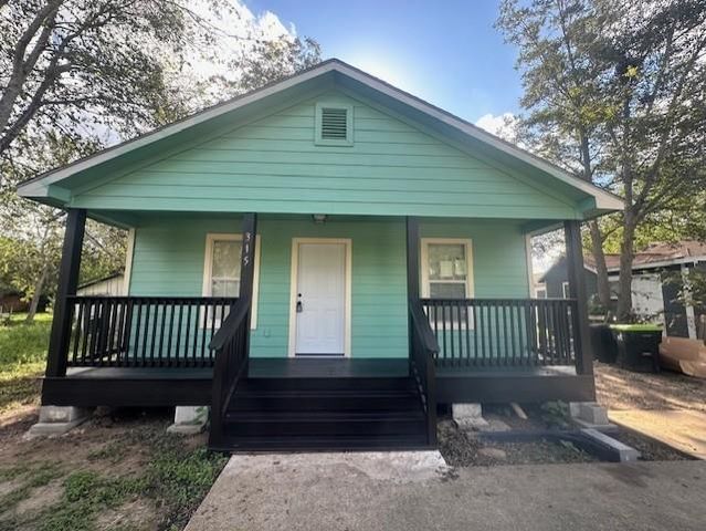 $1,350 | 327 Lincoln Street | Wharton