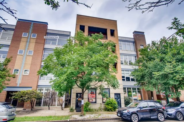 $3,440 | 2714 North Ashland Avenue, Unit 2 | Lincoln Park