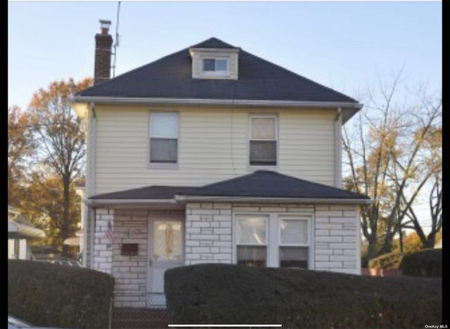 $699,000 | 131-02 218th Street | Laurelton