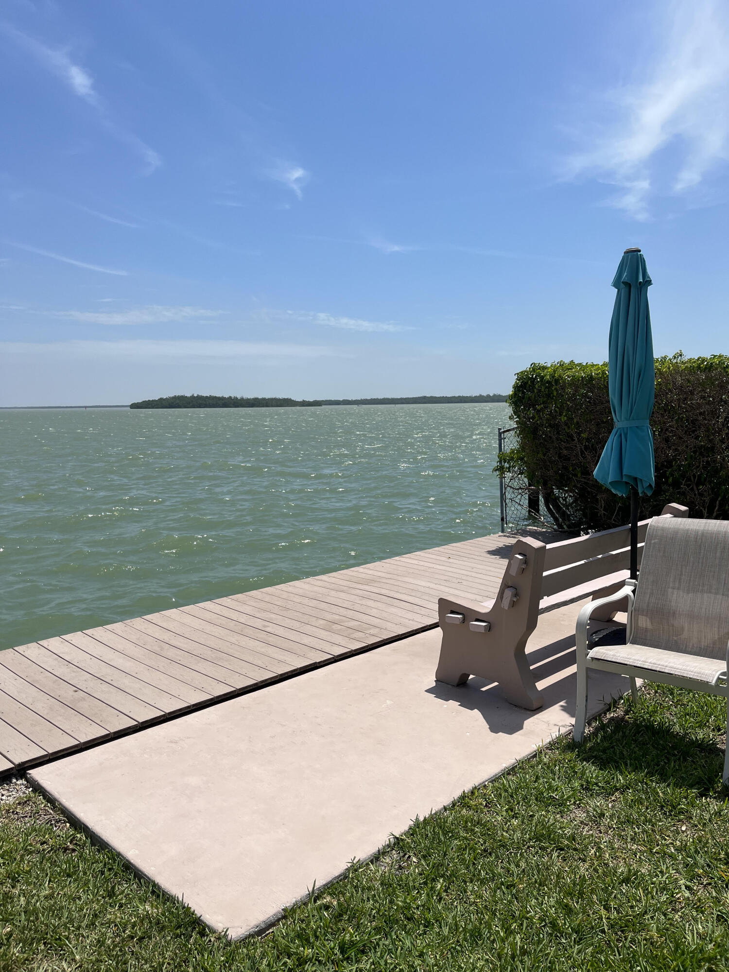 Gulf Views behind pool area