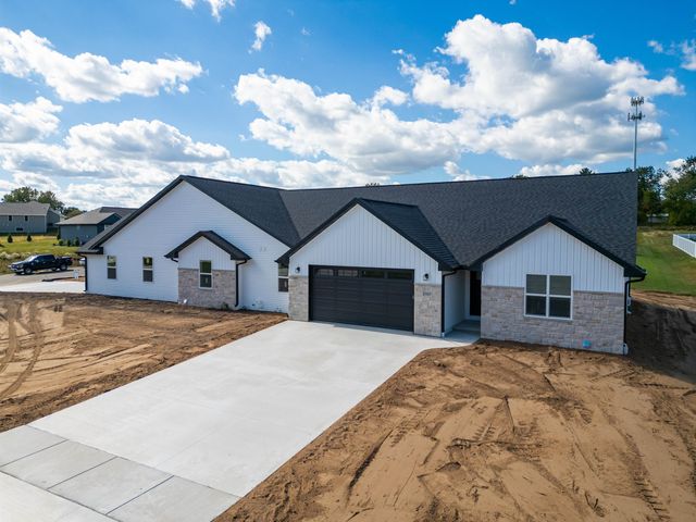 $379,900 | 2587 Farmington Way | Suamico