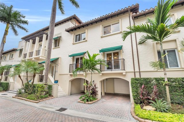 $2,100,000 | 13628 Deering Bay Drive | Coral Gables