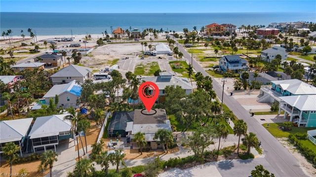 $799,000 | 206 Connecticut Street | Fort Myers Beach