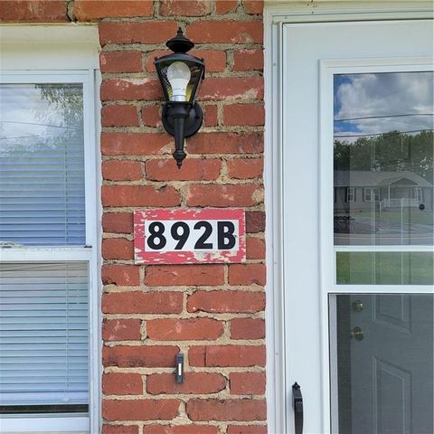 $895 | 892 Monaca Road, Unit B | Center Township