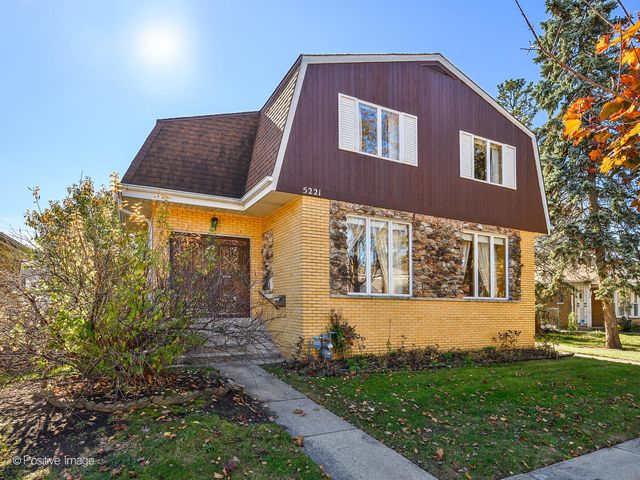 $549,000 | 5221 Suffield Court | Skokie