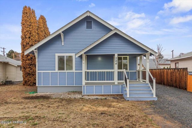 $347,000 | 704 South 8th Avenue | Yakima