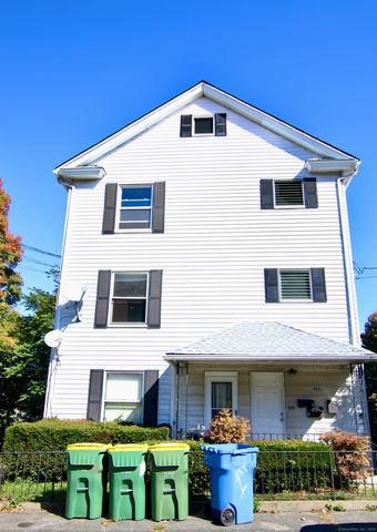 $1,800 | 405 Wilson Street, Unit 2 | Brooklyn - Waterbury