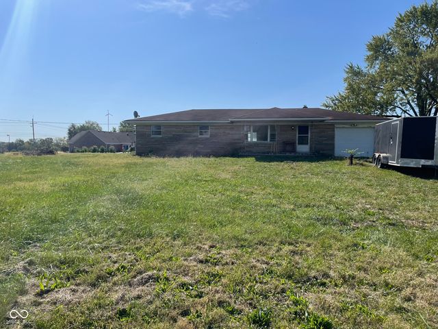 $250,000 | 731 West 600th Street North | Pleasant Township - Johnson County