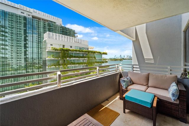 $520,000 | 1330 West Avenue, Unit 810 | West Avenue