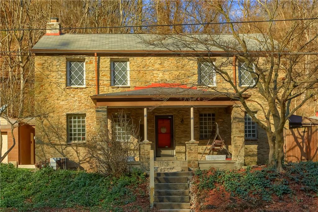 front view of house with a yard