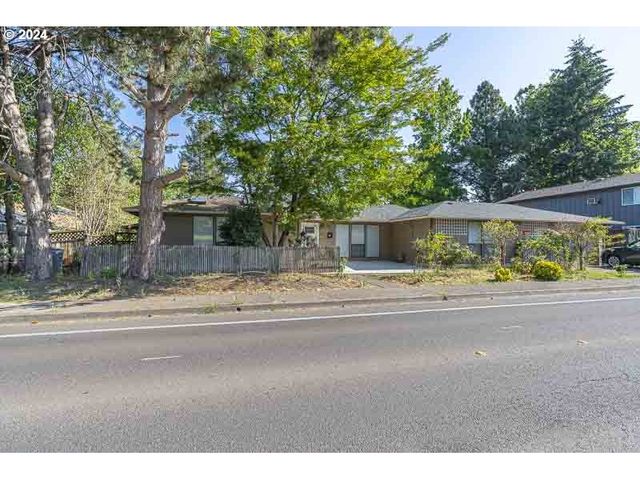 $700,000 | 1825 Northwest Grant Avenue | Northwest Corvallis