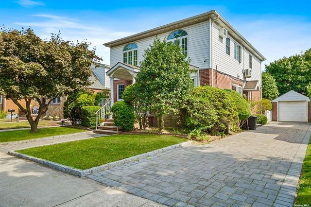 $1,199,000 | 82-29 Commonwealth Boulevard | Bellerose