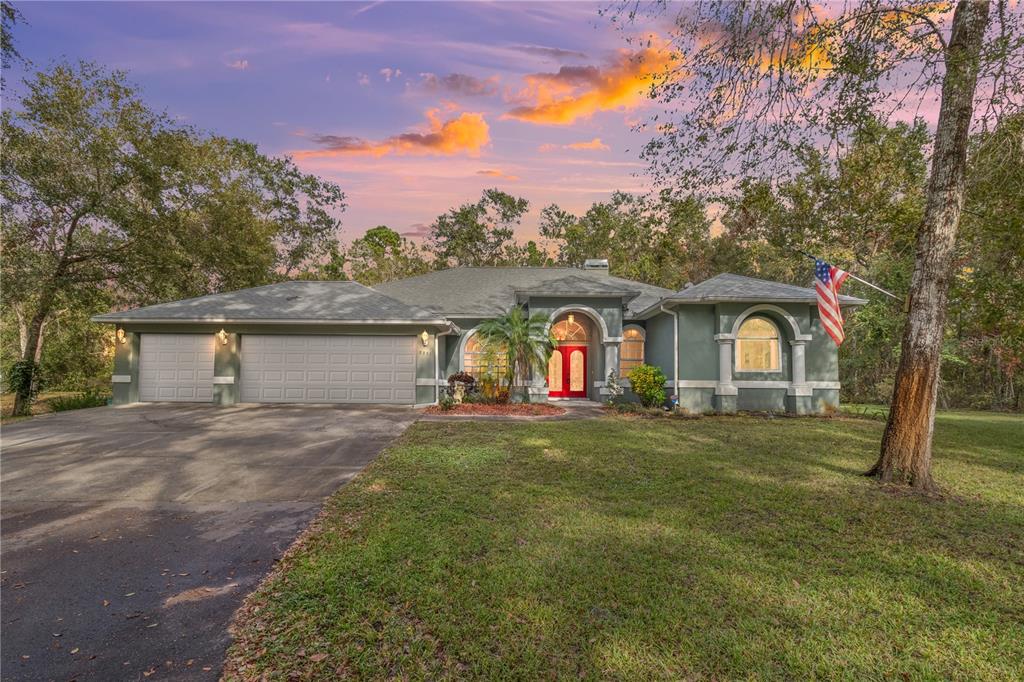 Front view of home