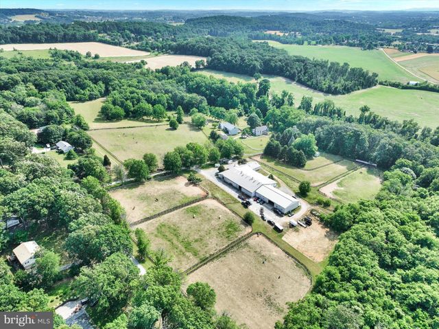 $995,000 | 862 Dietz Road | Windsor Township - York County