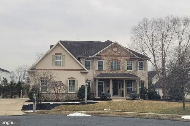 $800,000 | 6014 Three Rivers Drive | Lower Paxton Township - Dauphin County