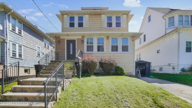 $824,000 | 18 Florence Street | Great Kills