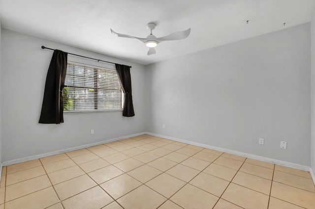 $1,250 | 1104 Greentree Court, Unit C | Tallahassee