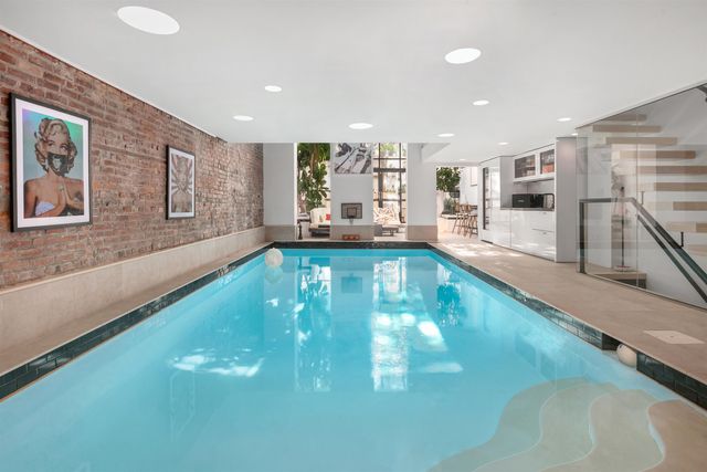 $12,000,000 | 232 West 15th Street | Chelsea