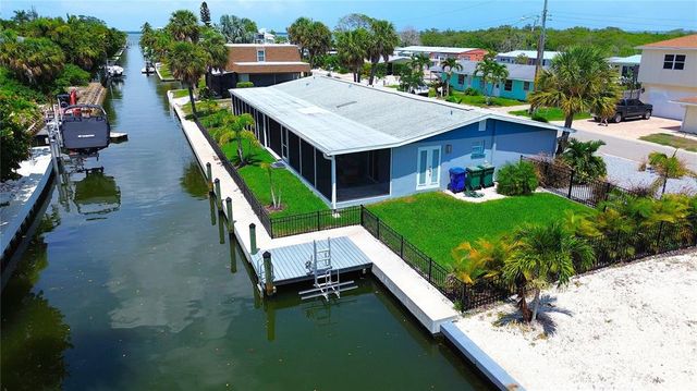 $1,175,000 | 765 St Judes Drive North | Longboat Key