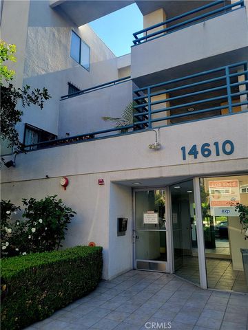 $455,000 | 14610 Erwin Street, Unit 304 | Van Nuys