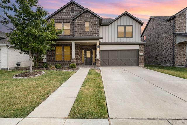 $335,000 | 2343 Rocky Mountain Drive | Royse City