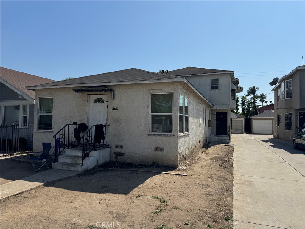 a view of a house with a patio