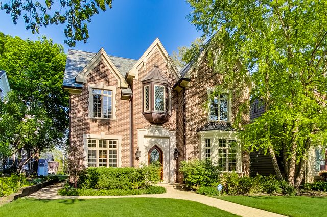 $1,890,000 | 225 North Prospect Avenue | Park Ridge