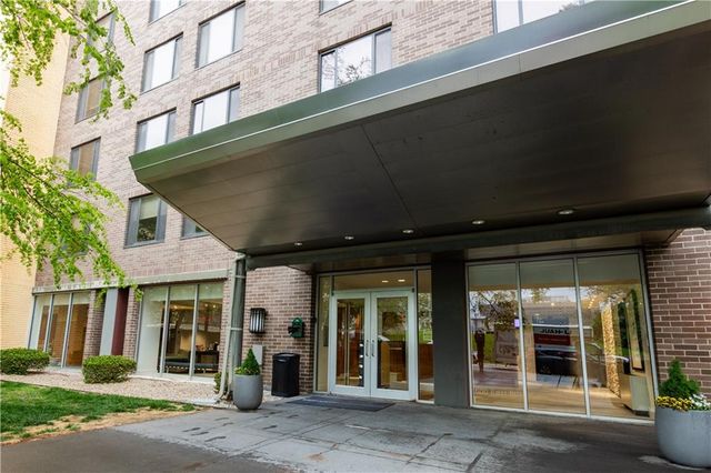 $185,000 | 600 East 8th Street, Unit 7H 7I | Metropolitan Condominiums