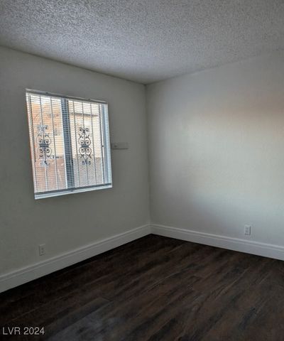 $1,300 | 3220 Figler Court, Unit B | North Las Vegas