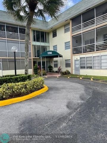 $173,500 | 5190 East Sabal Palm Boulevard, Unit 201 | Tamarac